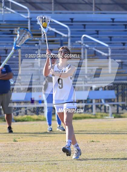 Thumbnail 3 in White Oak @ Croatan photogallery.