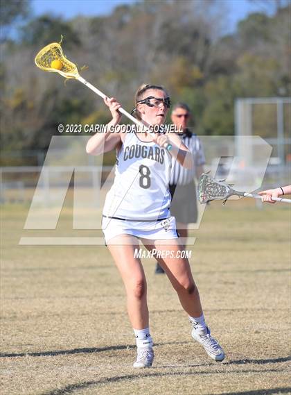 Thumbnail 3 in White Oak @ Croatan photogallery.
