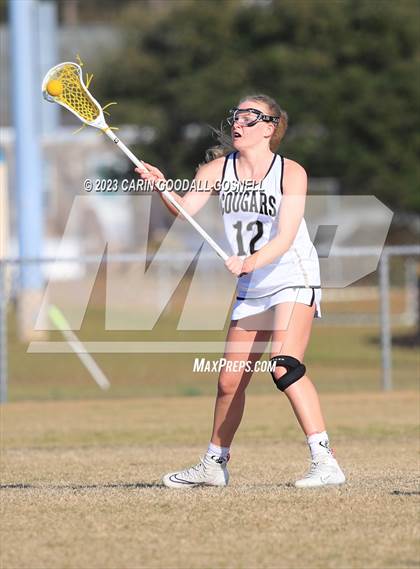 Thumbnail 3 in White Oak @ Croatan photogallery.