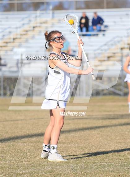 Thumbnail 1 in White Oak @ Croatan photogallery.