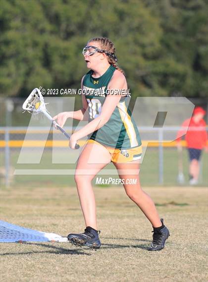 Thumbnail 3 in White Oak @ Croatan photogallery.
