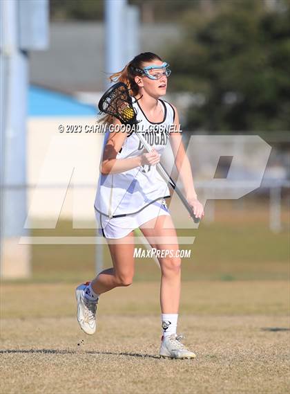 Thumbnail 3 in White Oak @ Croatan photogallery.