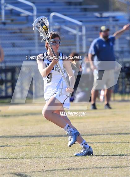 Thumbnail 3 in White Oak @ Croatan photogallery.