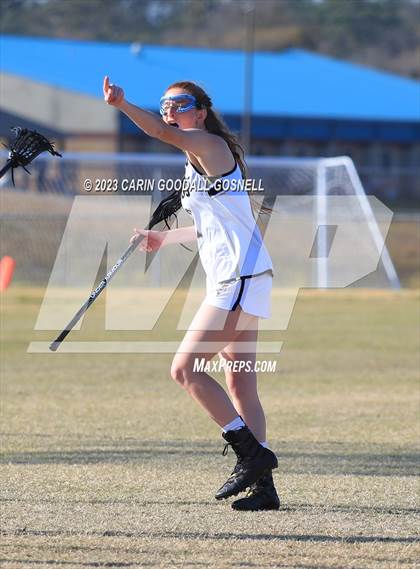 Thumbnail 2 in White Oak @ Croatan photogallery.