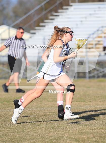 Thumbnail 3 in White Oak @ Croatan photogallery.