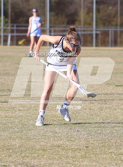 Thumbnail 3 in White Oak @ Croatan photogallery.