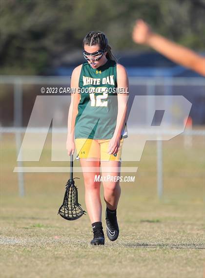 Thumbnail 3 in White Oak @ Croatan photogallery.