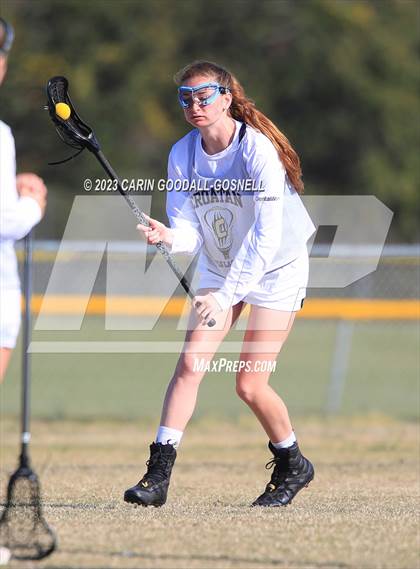 Thumbnail 1 in White Oak @ Croatan photogallery.