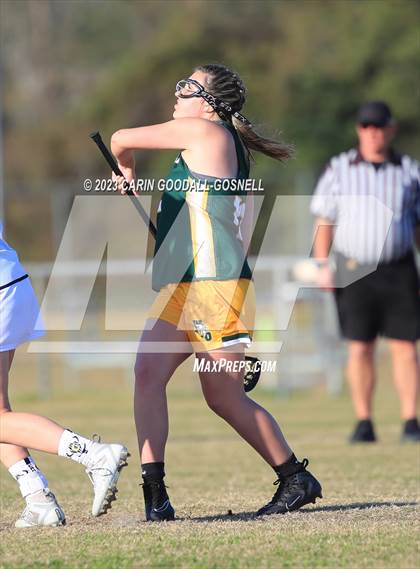 Thumbnail 3 in White Oak @ Croatan photogallery.