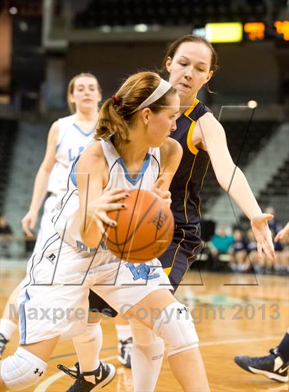 Thumbnail 3 in Notre Dame Academy vs Boone Co. (KHSAA Ninth Region Semifinal) photogallery.