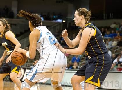 Thumbnail 1 in Notre Dame Academy vs Boone Co. (KHSAA Ninth Region Semifinal) photogallery.