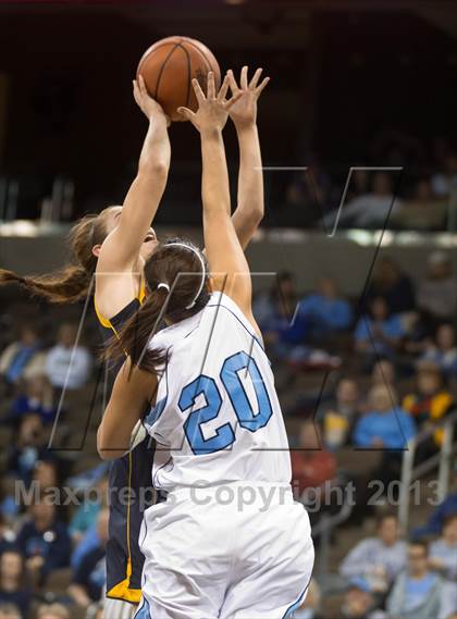 Thumbnail 3 in Notre Dame Academy vs Boone Co. (KHSAA Ninth Region Semifinal) photogallery.