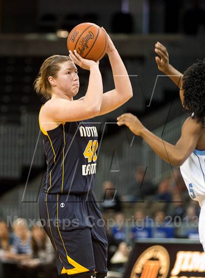 Thumbnail 1 in Notre Dame Academy vs Boone Co. (KHSAA Ninth Region Semifinal) photogallery.