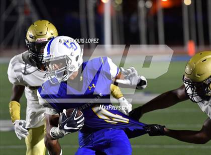 Thumbnail 2 in Muir @ Charter Oak photogallery.