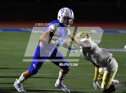 Thumbnail 1 in Muir @ Charter Oak photogallery.