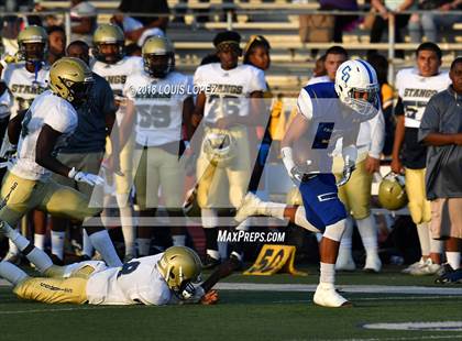 Thumbnail 1 in Muir @ Charter Oak photogallery.