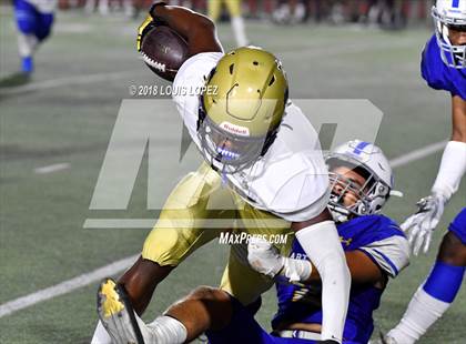 Thumbnail 1 in Muir @ Charter Oak photogallery.
