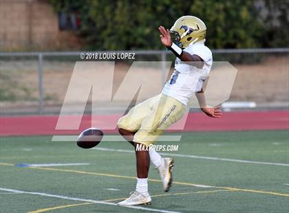Thumbnail 3 in Muir @ Charter Oak photogallery.