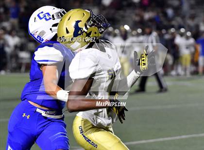 Thumbnail 2 in Muir @ Charter Oak photogallery.