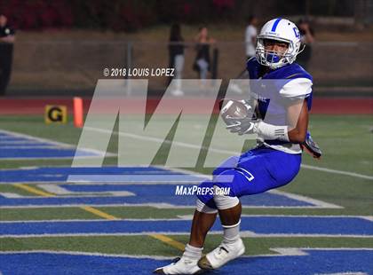 Thumbnail 1 in Muir @ Charter Oak photogallery.