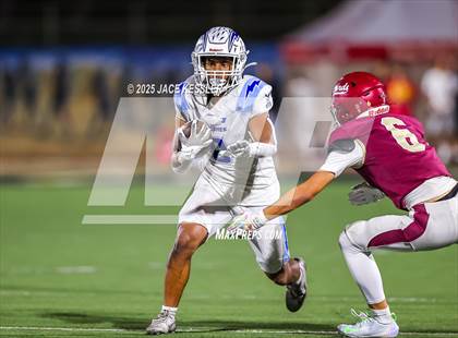 Thumbnail 2 in Fillmore vs. Santa Paula photogallery.