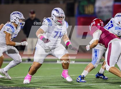 Thumbnail 1 in Fillmore vs. Santa Paula photogallery.