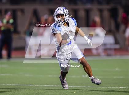 Thumbnail 1 in Fillmore vs. Santa Paula photogallery.