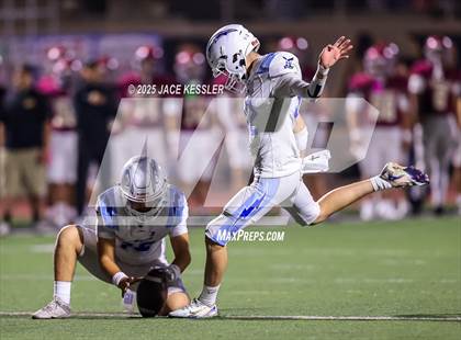 Thumbnail 1 in Fillmore vs. Santa Paula photogallery.