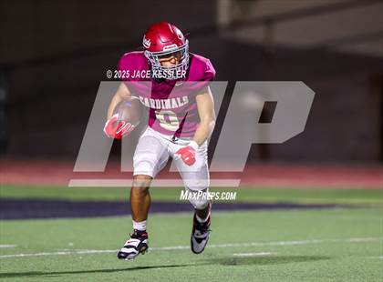 Thumbnail 2 in Fillmore vs. Santa Paula photogallery.