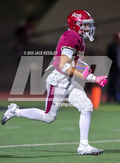 Thumbnail 2 in Fillmore vs. Santa Paula photogallery.