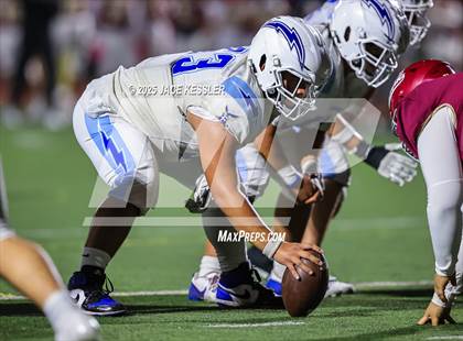 Thumbnail 2 in Fillmore vs. Santa Paula photogallery.