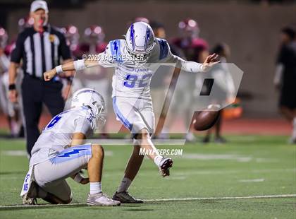 Thumbnail 2 in Fillmore vs. Santa Paula photogallery.