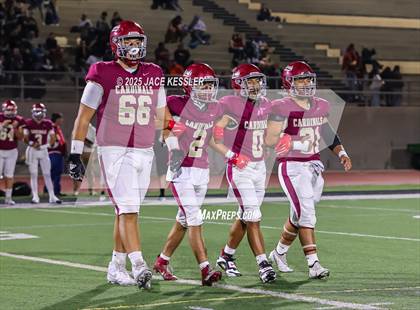 Thumbnail 2 in Fillmore vs. Santa Paula photogallery.