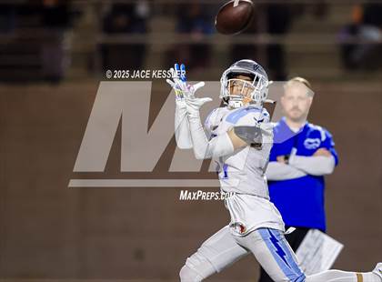 Thumbnail 1 in Fillmore vs. Santa Paula photogallery.