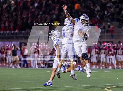 Thumbnail 1 in Fillmore vs. Santa Paula photogallery.