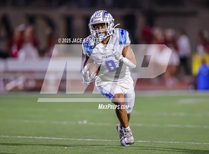 Thumbnail 2 in Fillmore vs. Santa Paula photogallery.