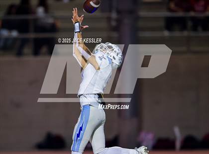 Thumbnail 1 in Fillmore vs. Santa Paula photogallery.