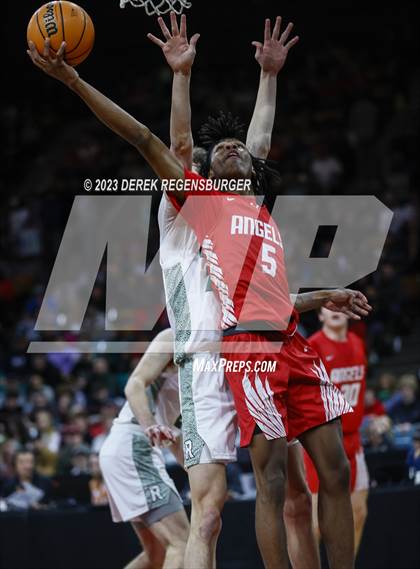 Thumbnail 1 in Fossil Ridge vs Denver East (CHSAA 6A Fine) photogallery.