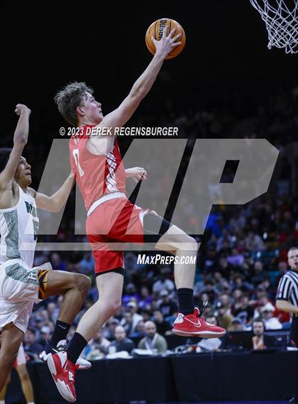 Thumbnail 1 in Fossil Ridge vs Denver East (CHSAA 6A Fine) photogallery.