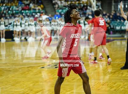 Thumbnail 2 in Fossil Ridge vs Denver East (CHSAA 6A Fine) photogallery.