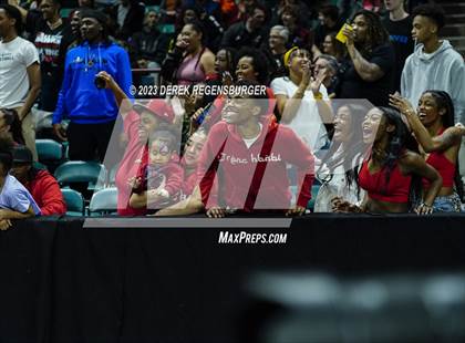 Thumbnail 1 in Fossil Ridge vs Denver East (CHSAA 6A Fine) photogallery.