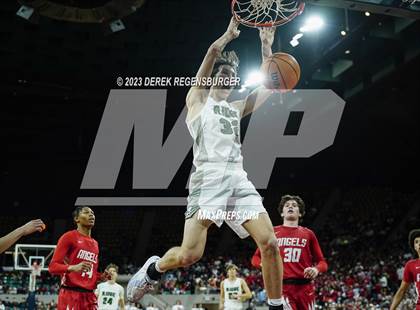 Thumbnail 2 in Fossil Ridge vs Denver East (CHSAA 6A Fine) photogallery.