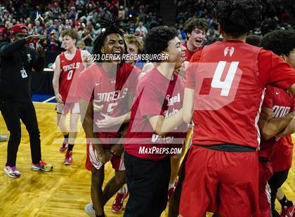 Thumbnail 2 in Fossil Ridge vs Denver East (CHSAA 6A Fine) photogallery.