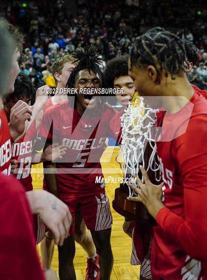 Thumbnail 1 in Fossil Ridge vs Denver East (CHSAA 6A Fine) photogallery.