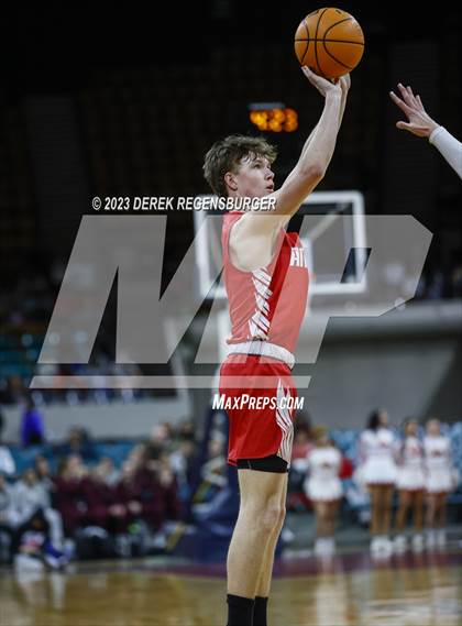 Thumbnail 2 in Fossil Ridge vs Denver East (CHSAA 6A Fine) photogallery.