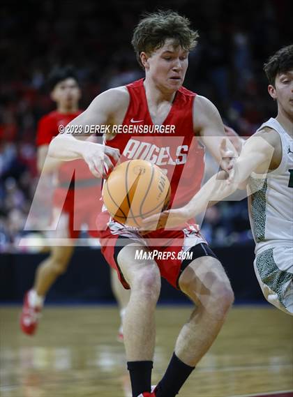 Thumbnail 3 in Fossil Ridge vs Denver East (CHSAA 6A Fine) photogallery.