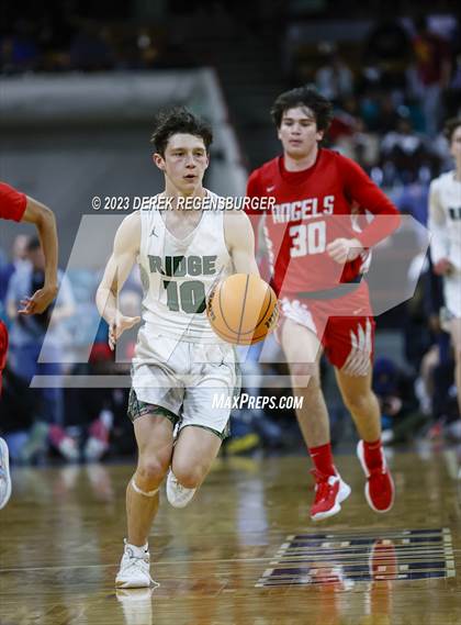 Thumbnail 3 in Fossil Ridge vs Denver East (CHSAA 6A Fine) photogallery.