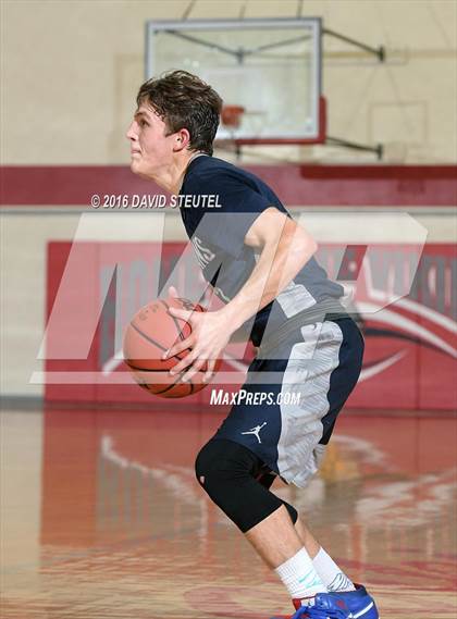 Thumbnail 3 in Esparto vs. Victory Christian (Viking Classic) photogallery.