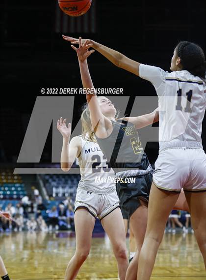 Thumbnail 3 in Green Mountain vs Mullen (CHSAA 4A Final 4) photogallery.
