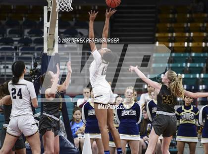 Thumbnail 2 in Green Mountain vs Mullen (CHSAA 4A Final 4) photogallery.